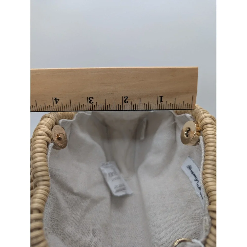 NEW Tommy Bahama Woven Shell Clutch Bag Natural Tan Gold Shell Chain WW0001